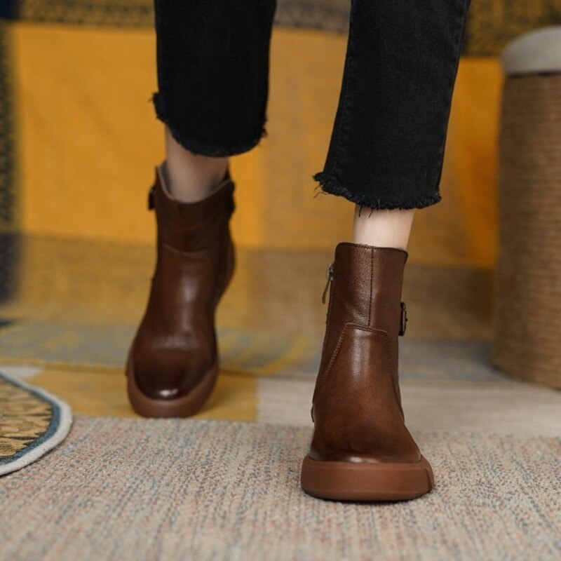 atena-bota-feminina-de-couro-marrom