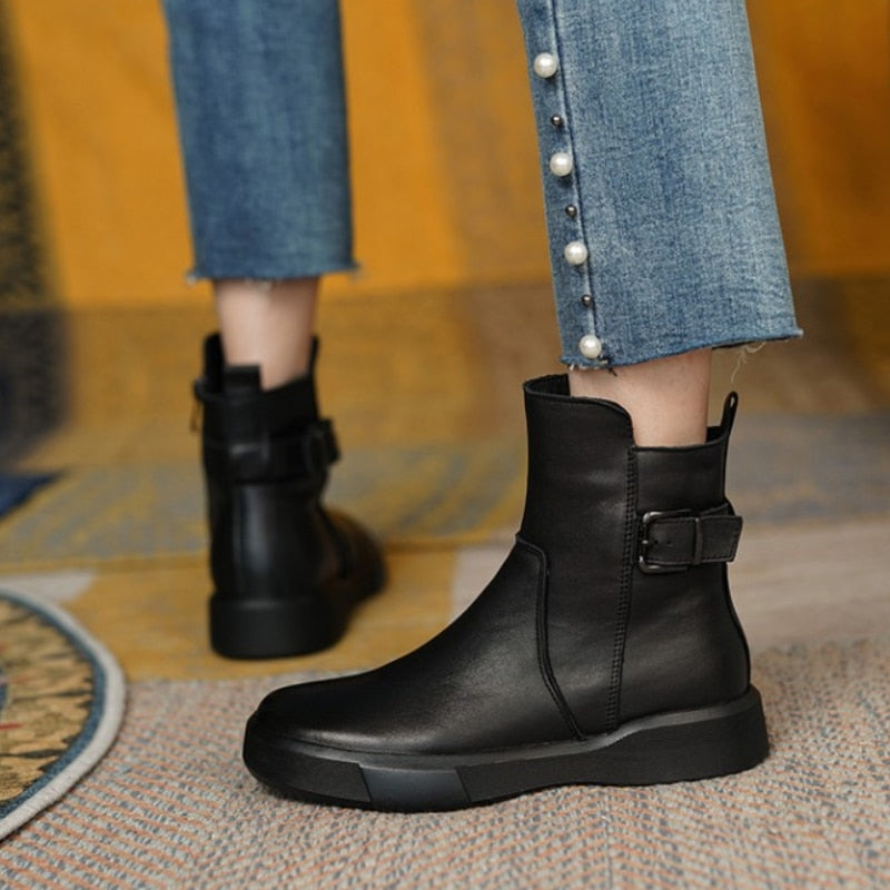 bota-feminina-de-couro-preta