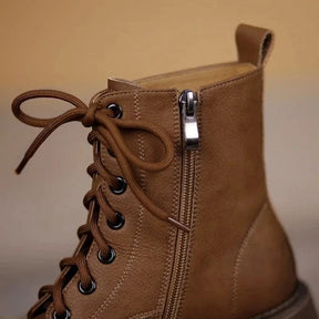London Bota Feminina De Couro Tratorada - Marrom
