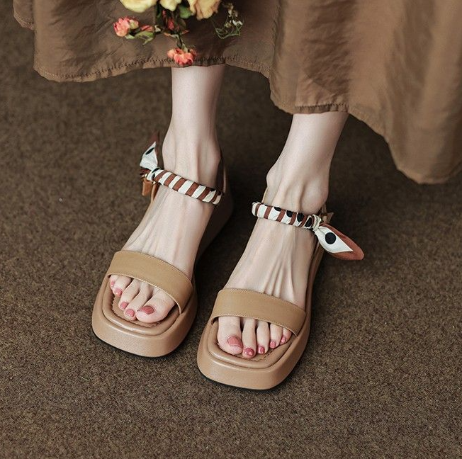 sandalia-feminina-plataforma-Bege