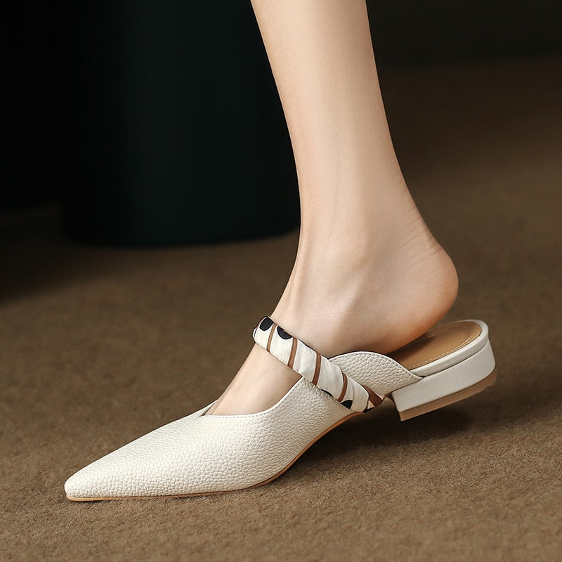 Chipre-Sapato-Mule-Feminino-com-Alça-de-Tecido - Branca